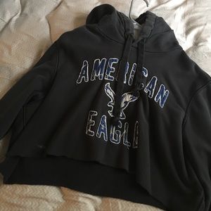 american eagle cropped hoodie